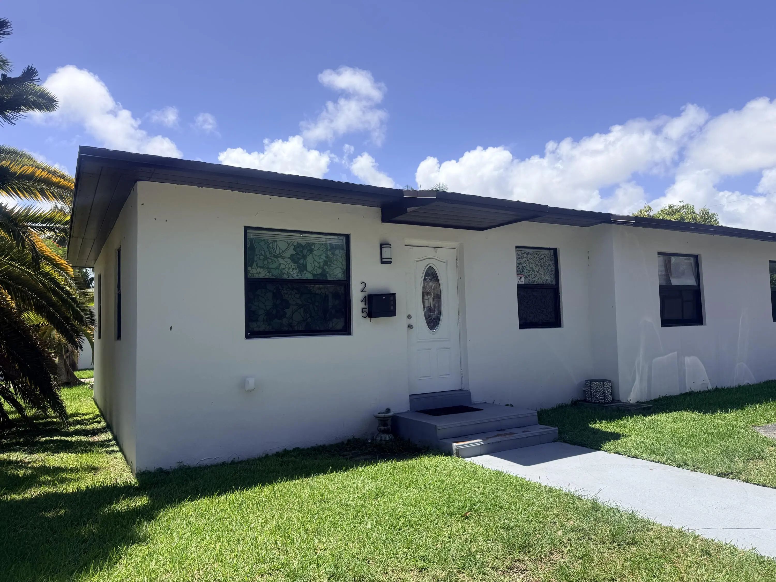 245 Ne 1st Terrace #245, Dania Beach