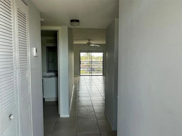 2 of 23 - 2711 Nw 104th Avenue #404, Sunrise, FL