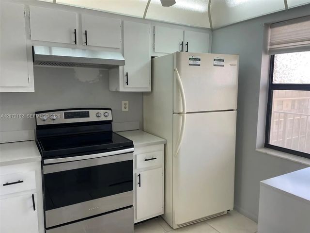 3 of 23 - 2711 Nw 104th Avenue #404, Sunrise, FL