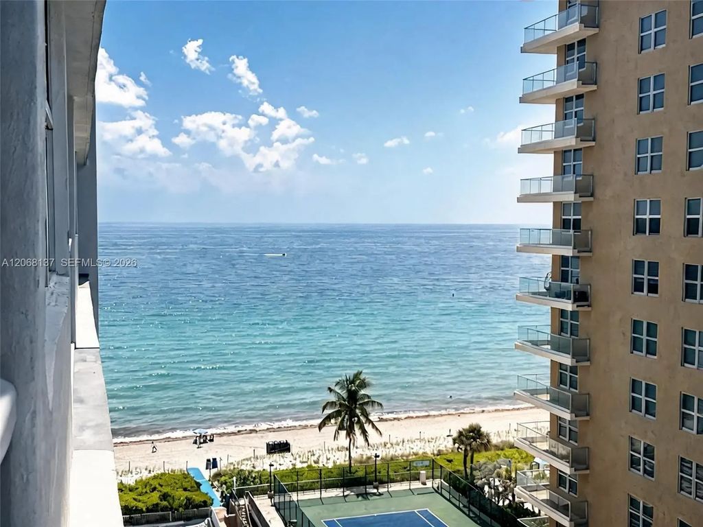 1904 S Ocean Drive #1206, Hallandale Beach
