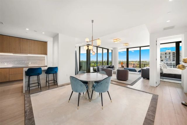 4 of 29 - 8701 Collins Avenue #705, Miami Beach, FL