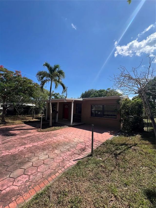 2 of 55 - 143 Sw 22nd Terrace, Fort Lauderdale, FL