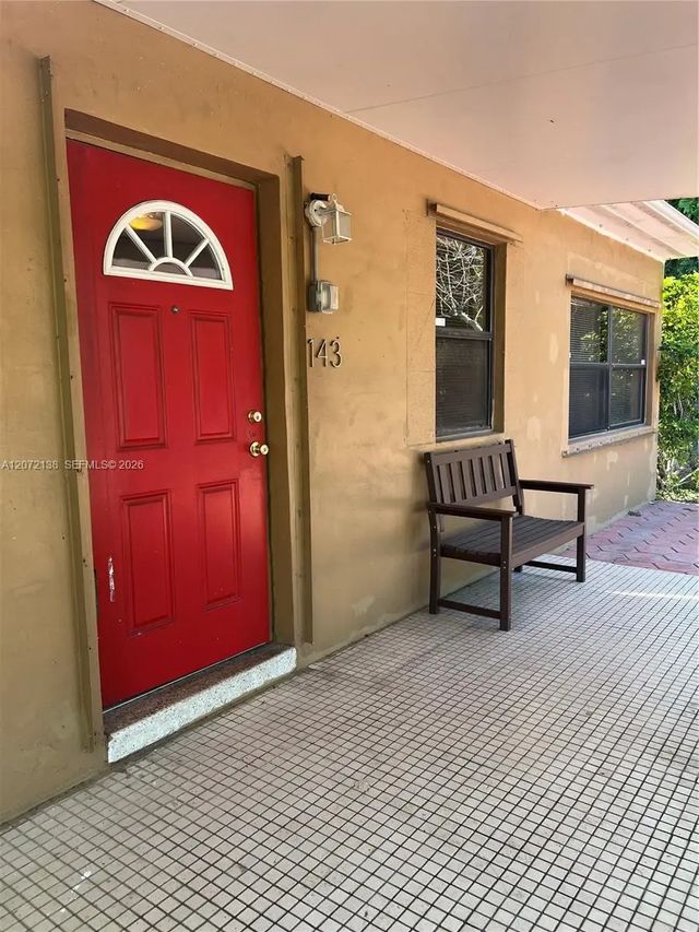 4 of 55 - 143 Sw 22nd Terrace, Fort Lauderdale, FL