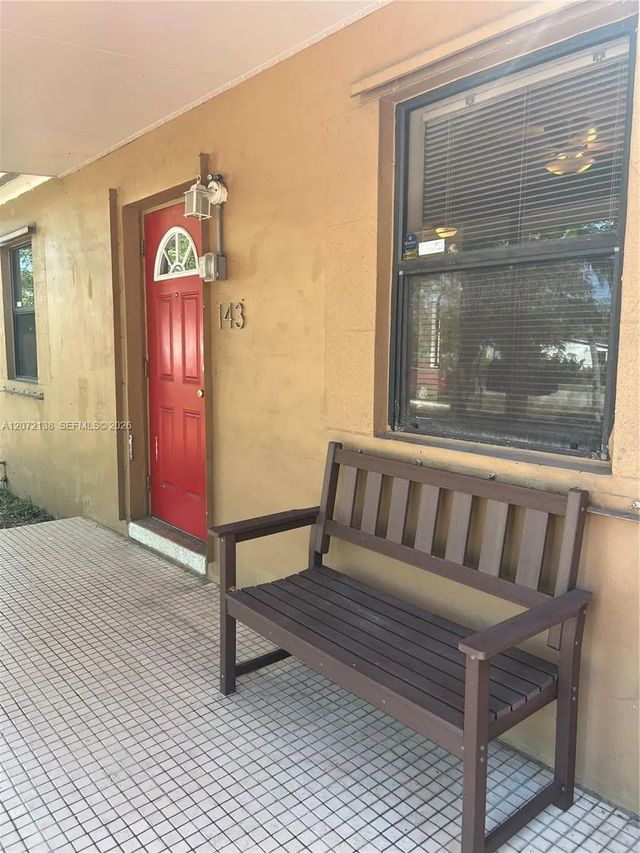 5 of 55 - 143 Sw 22nd Terrace, Fort Lauderdale, FL