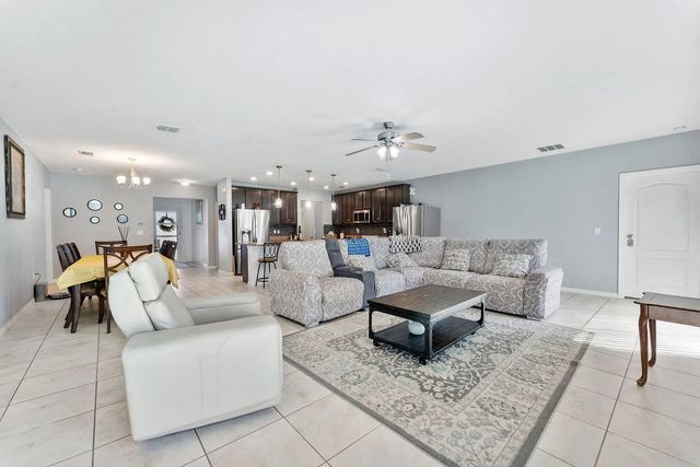 2 of 31 - 2932 Sw Van Buren Terrace, Port St. Lucie, FL