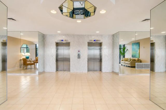 3 of 15 - 2400 Presidential Way #1105, West Palm Beach, FL