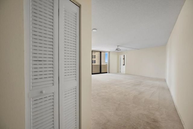 2800 N Ocean Drive #a-8b, Riviera Beach