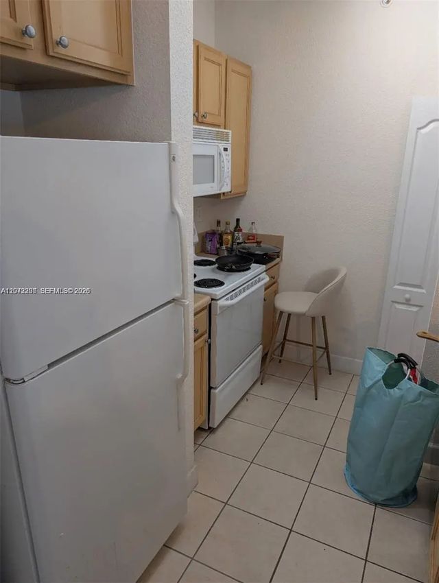 5 of 17 - 6001 Sw 70th Street #620, South Miami, FL