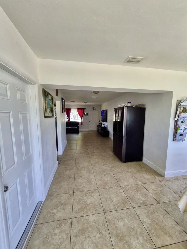 5 of 31 - 3141 Sw 22nd Street, Fort Lauderdale, FL
