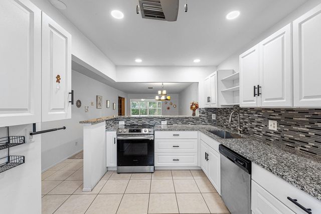 2 of 27 - 2638 Gately Drive E #125, West Palm Beach, FL