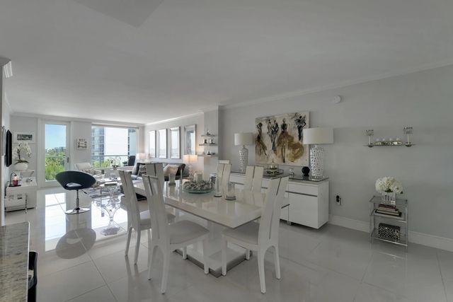 5 of 31 - 3450 S Ocean Boulevard #424, Palm Beach, FL