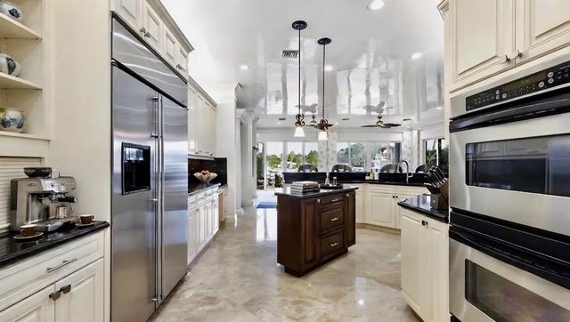 3 of 23 - 712 Sandy Point Lane, North Palm Beach, FL