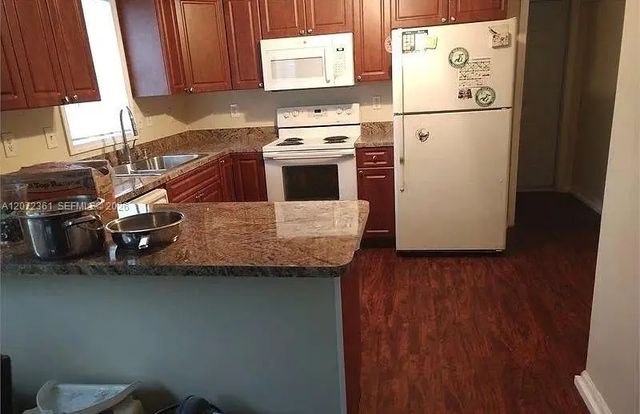 5 of 12 - 1600 Sw 44th Avenue, Fort Lauderdale, FL