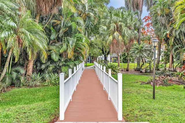 2 of 83 - 4025 N Federal Highway #312a, Oakland Park, FL