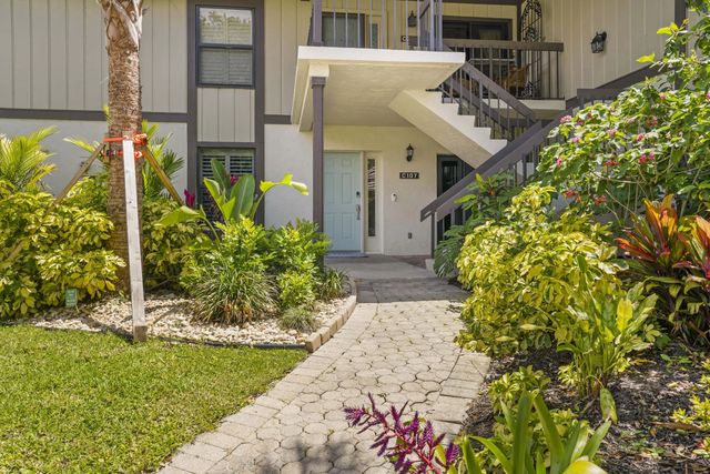 2 of 34 - 13307 Polo Club Road #c107, Wellington, FL