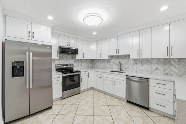 5 of 31 - 3379 Nw 63rd Street, Fort Lauderdale, FL