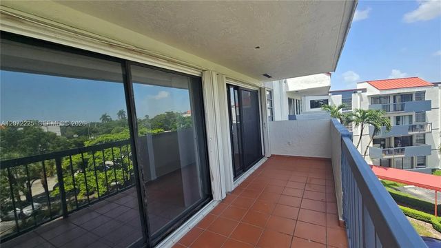 2 of 15 - 5800 Sw 127th Avenue #2420, Miami, FL
