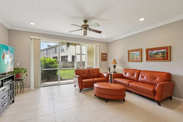 5 of 27 - 9070 Tremezzo Lane, Boynton Beach, FL