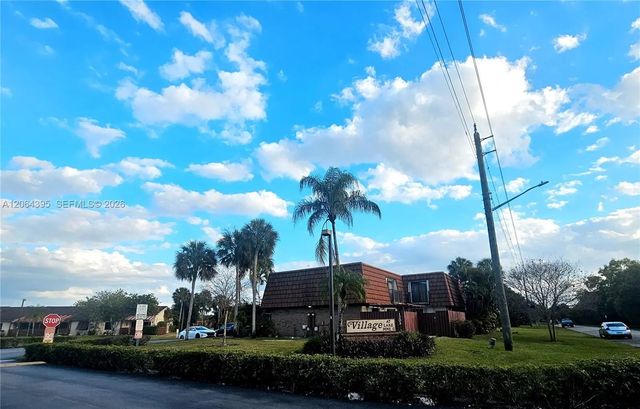 2 of 39 - 1201 Sw 120th Way, Davie, FL