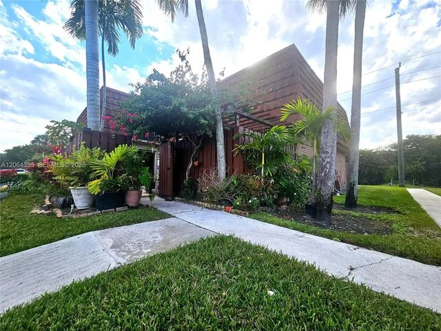 3 of 39 - 1201 Sw 120th Way, Davie, FL