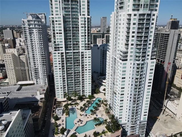 2 of 12 - 244 Biscayne Boulevard #3106, Miami, FL