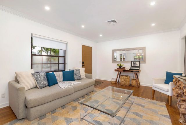 5 of 36 - 300 35th Street, West Palm Beach, FL