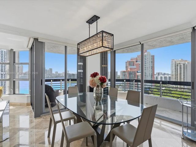 5 of 29 - 3400 Ne 192nd Street #2001, Aventura, FL