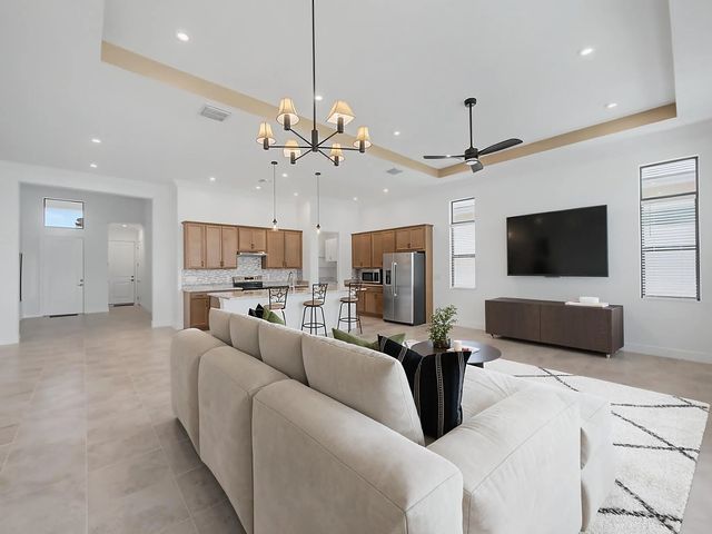 4 of 29 - 8623 Sw Cantante Way, Port St. Lucie, FL