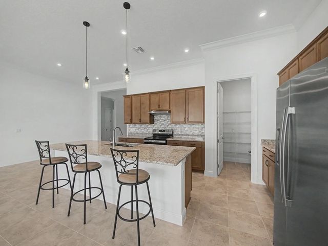 5 of 29 - 8623 Sw Cantante Way, Port St. Lucie, FL