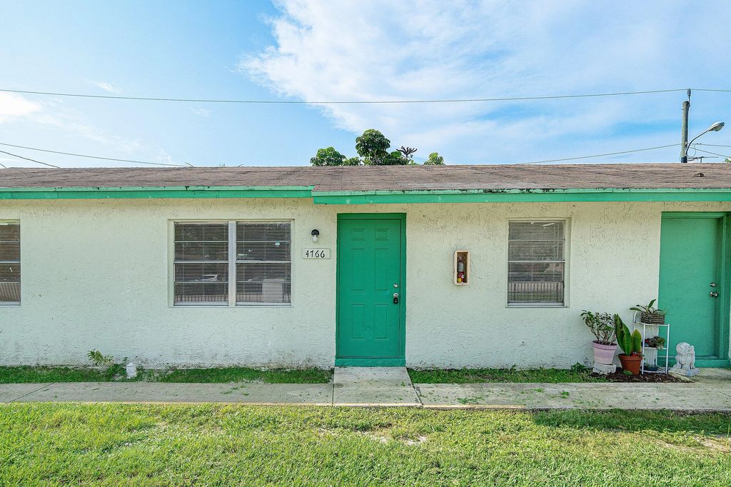 4766 Gulfstream Road, Lake Worth