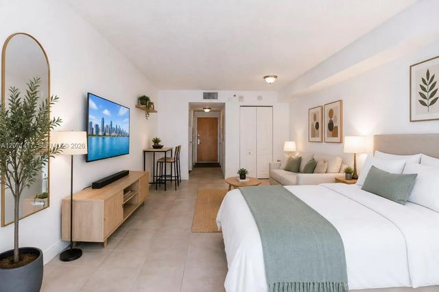 5 of 30 - 1200 Brickell Bay Drive #3310, Miami, FL