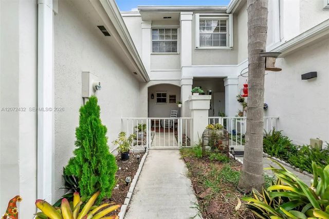 3 of 33 - 11855 Sw 99th Street, Miami, FL