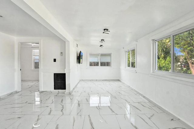 2 of 28 - 7936 Terrace Road, Lake Worth, FL