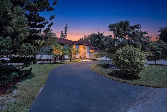 17711 Sw 81st Court, Palmetto Bay