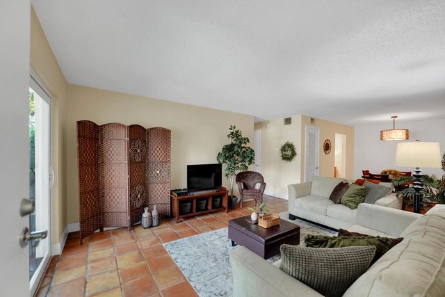 2 of 29 - 6473 Bay Club Drive #1, Fort Lauderdale, FL