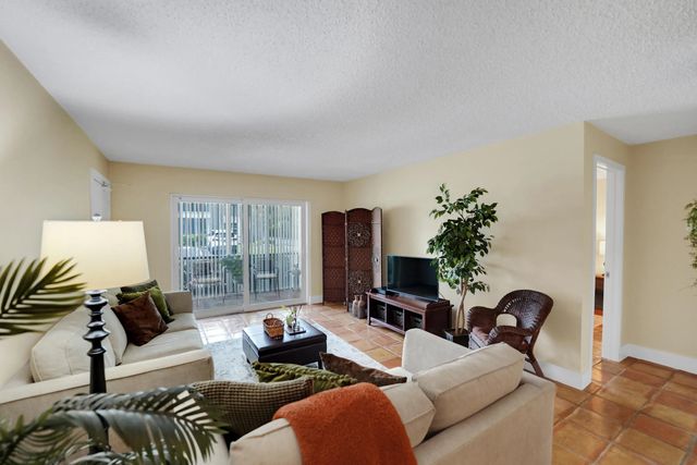 3 of 29 - 6473 Bay Club Drive #1, Fort Lauderdale, FL