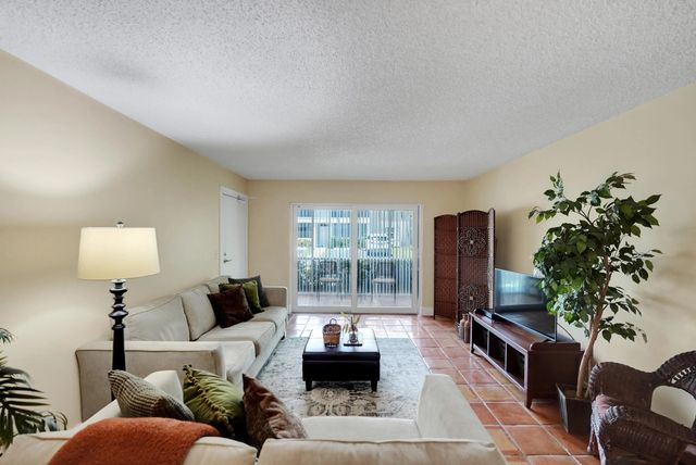 4 of 29 - 6473 Bay Club Drive #1, Fort Lauderdale, FL