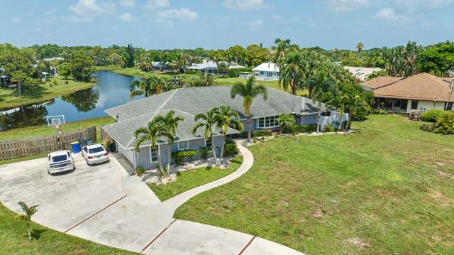 3 of 18 - 2185 Ne Ocapi Court, Jensen Beach, FL