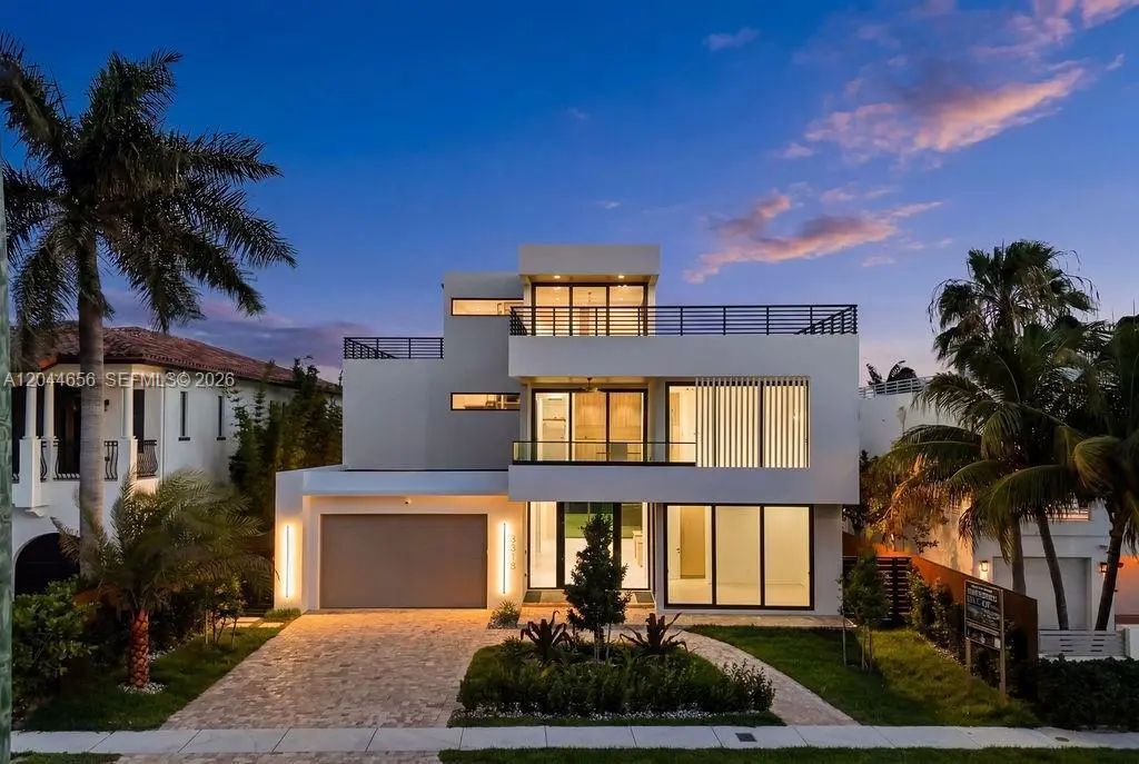 3318 Ne 16th Place, Fort Lauderdale