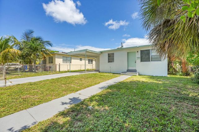 1208 W 32nd Street, Riviera Beach