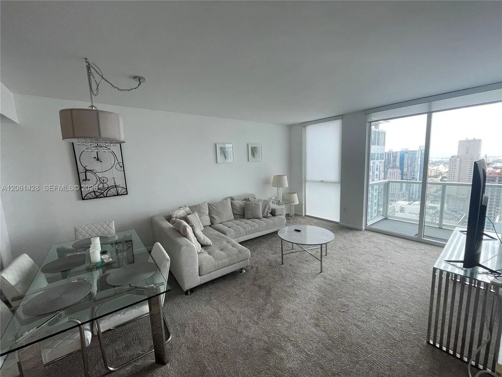 253 Ne 2nd Street #3806, Miami