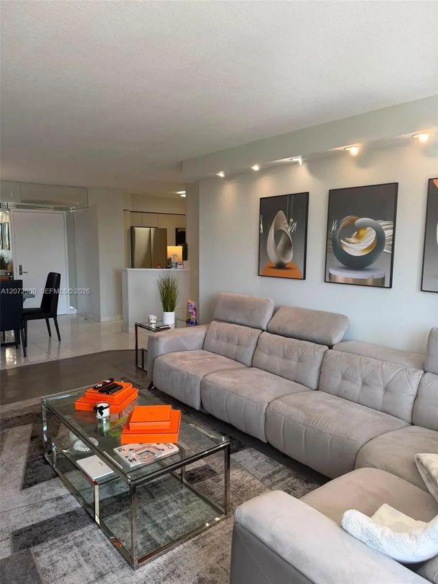 3 of 22 - 3400 Ne 192nd Street #511, Aventura, FL