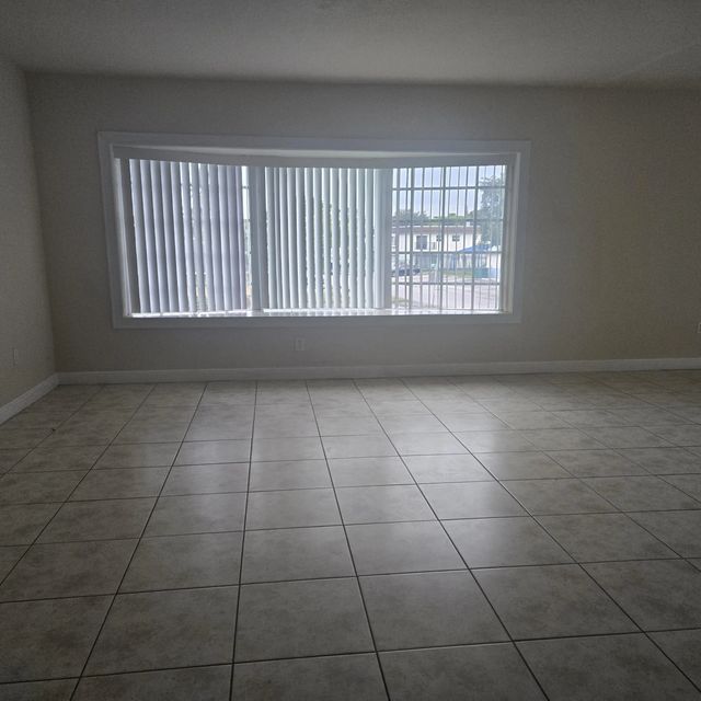2 of 9 - 1849 Nw 54th Terrace #dd3, Lauderhill, FL