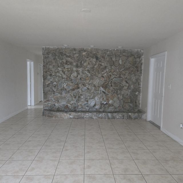 3 of 9 - 1849 Nw 54th Terrace #dd3, Lauderhill, FL