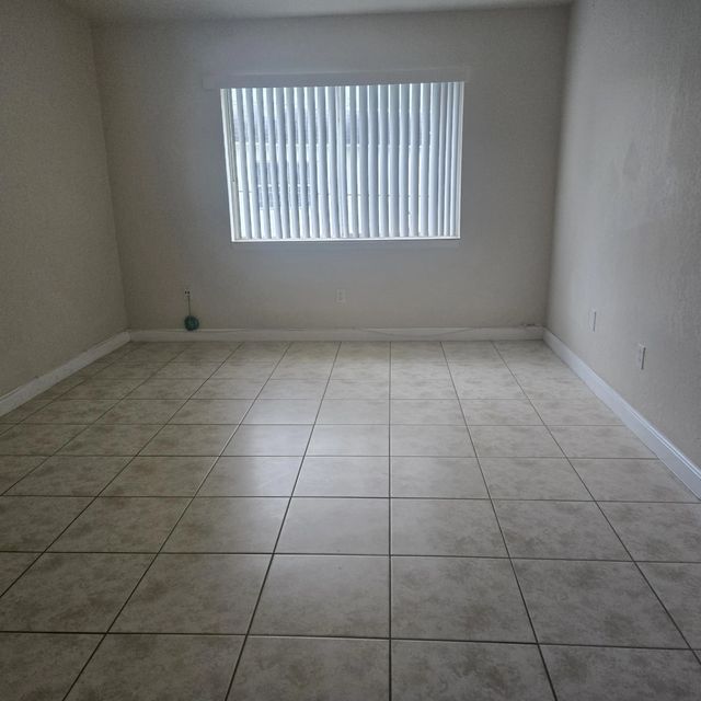 4 of 9 - 1849 Nw 54th Terrace #dd3, Lauderhill, FL