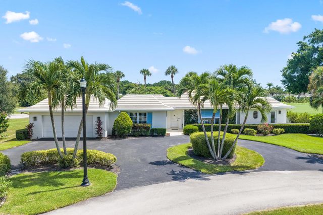 3 of 36 - 4 Country Club Circle, Village of Golf, FL