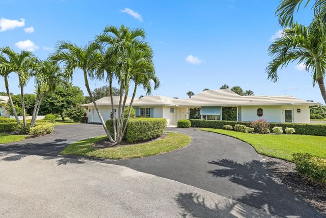 4 of 36 - 4 Country Club Circle, Village of Golf, FL