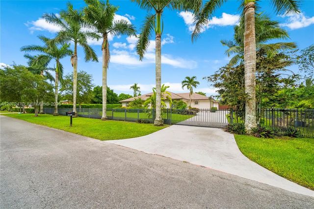 3 of 52 - 15720 Sw 252nd Street, Homestead, FL