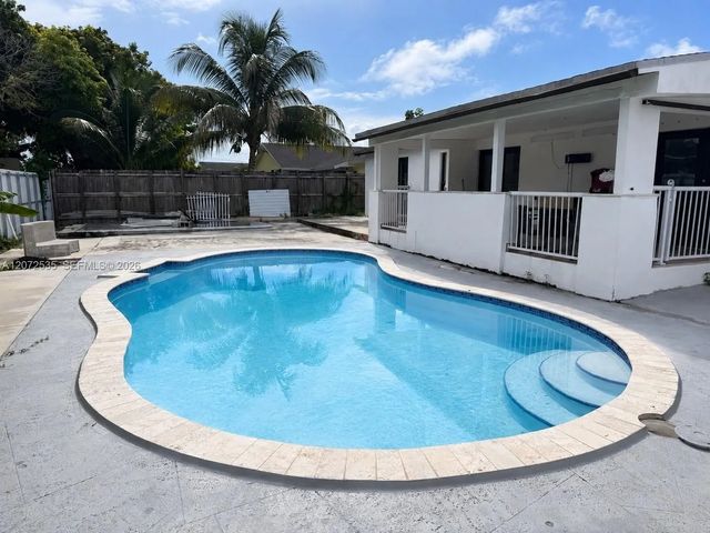 2 of 17 - 13101 Sw 259th Street, Homestead, FL