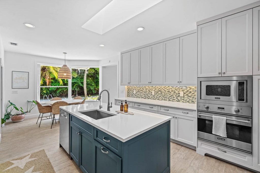 2815 Hampton Circle E, Delray Beach